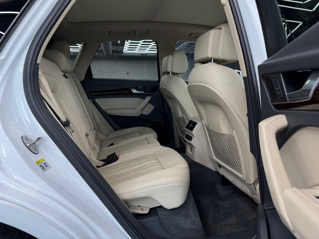 2018 Audi Q5 Image 25