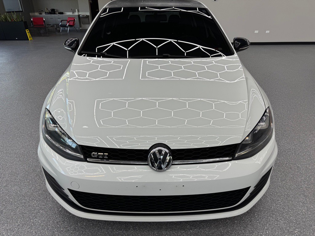 2017 Volkswagen GTI Image 4