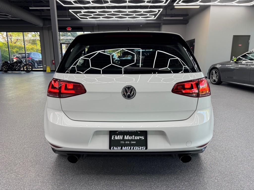 2017 Volkswagen GTI Image 9