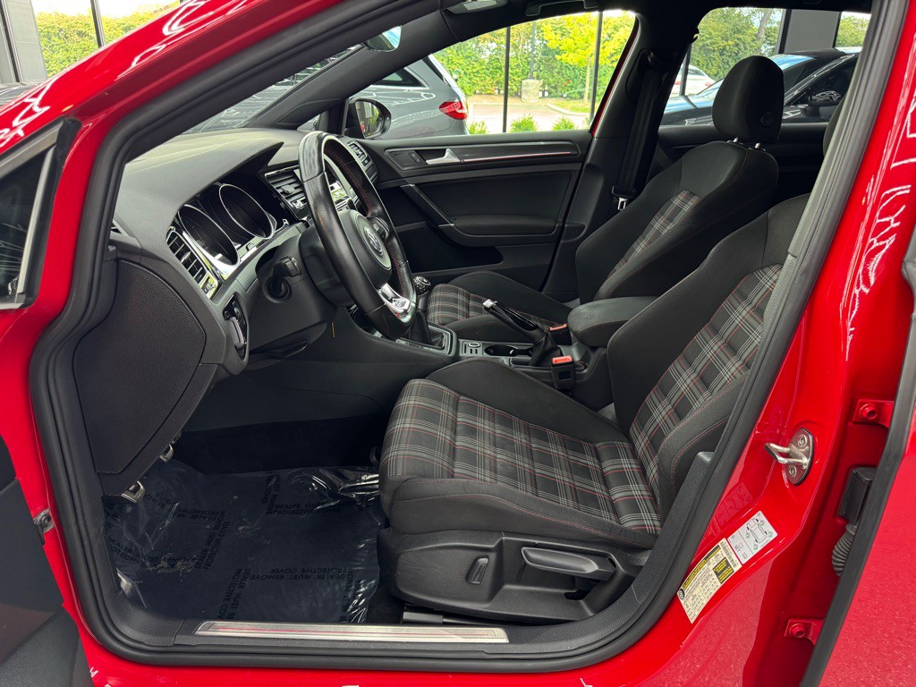 2021 Volkswagen GTI Image 15