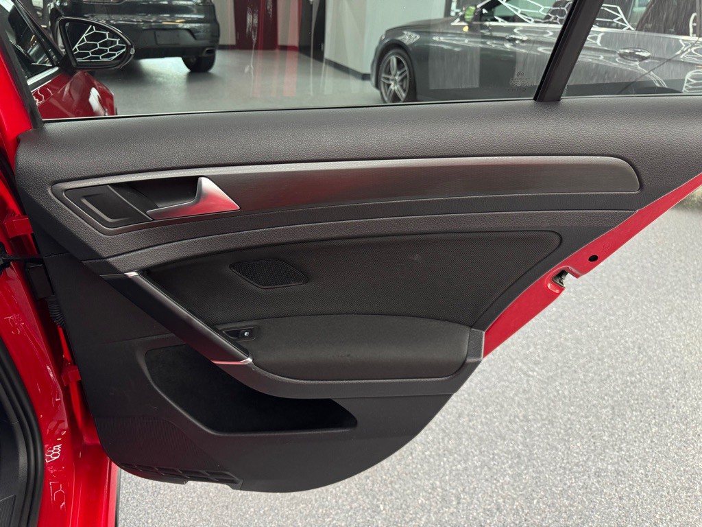 2021 Volkswagen GTI Image 20