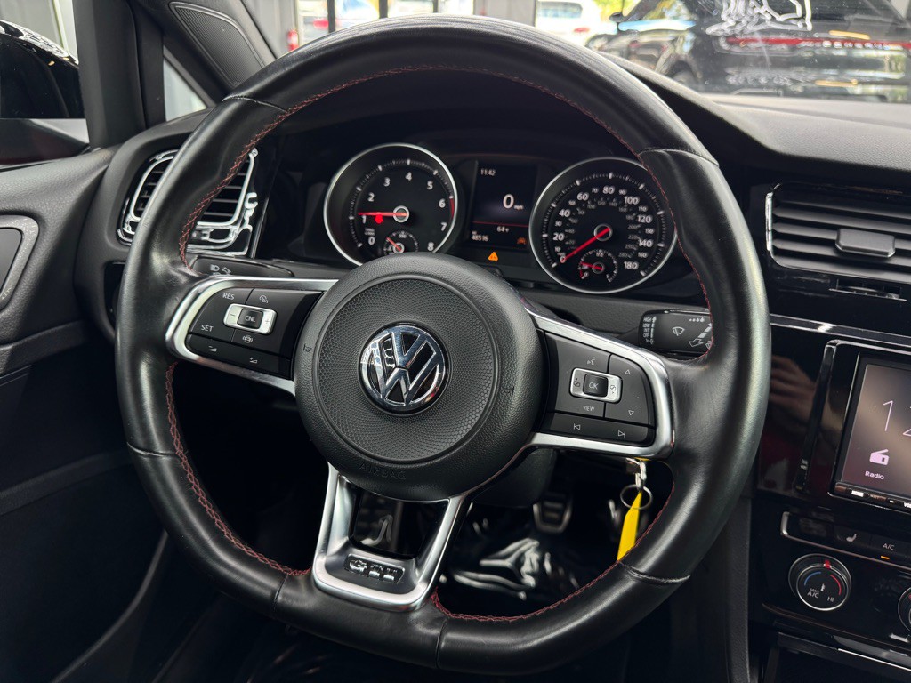 2021 Volkswagen GTI Image 27