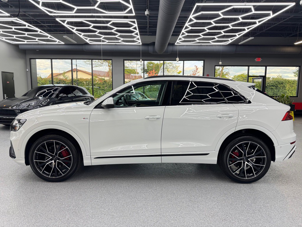 2019 Audi Q8 Image 12