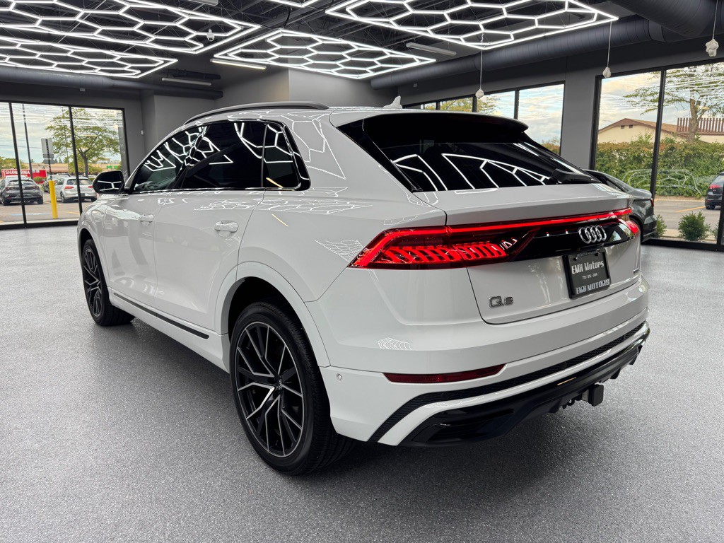 2019 Audi Q8 Image 13