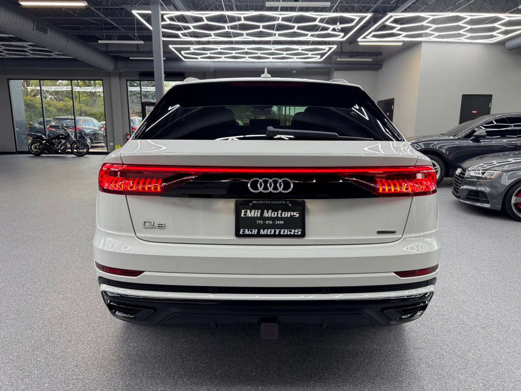 2019 Audi Q8 Image 14