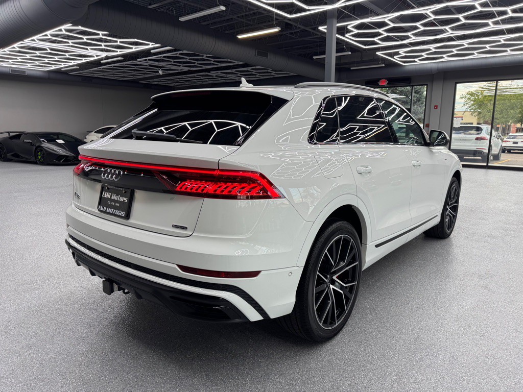 2019 Audi Q8 Image 16