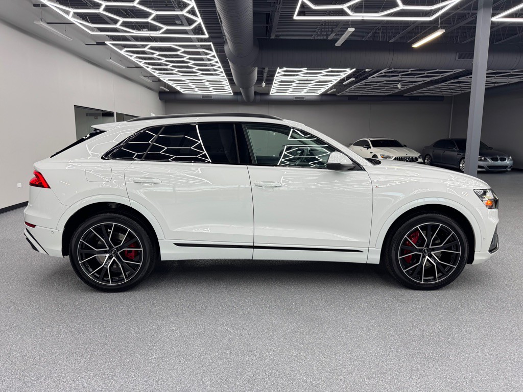 2019 Audi Q8 Image 17
