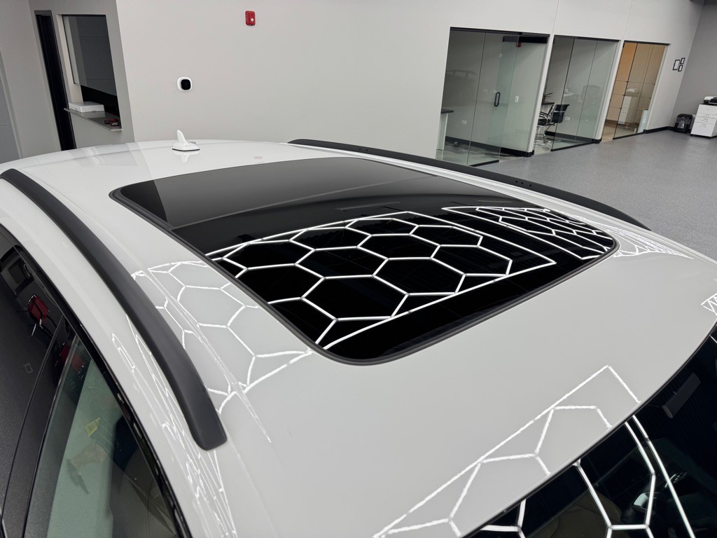 2019 Audi Q8 Image 18