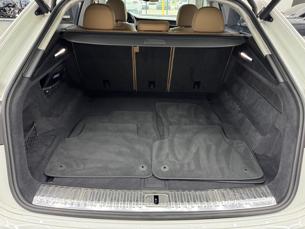 2019 Audi Q8 Image 31