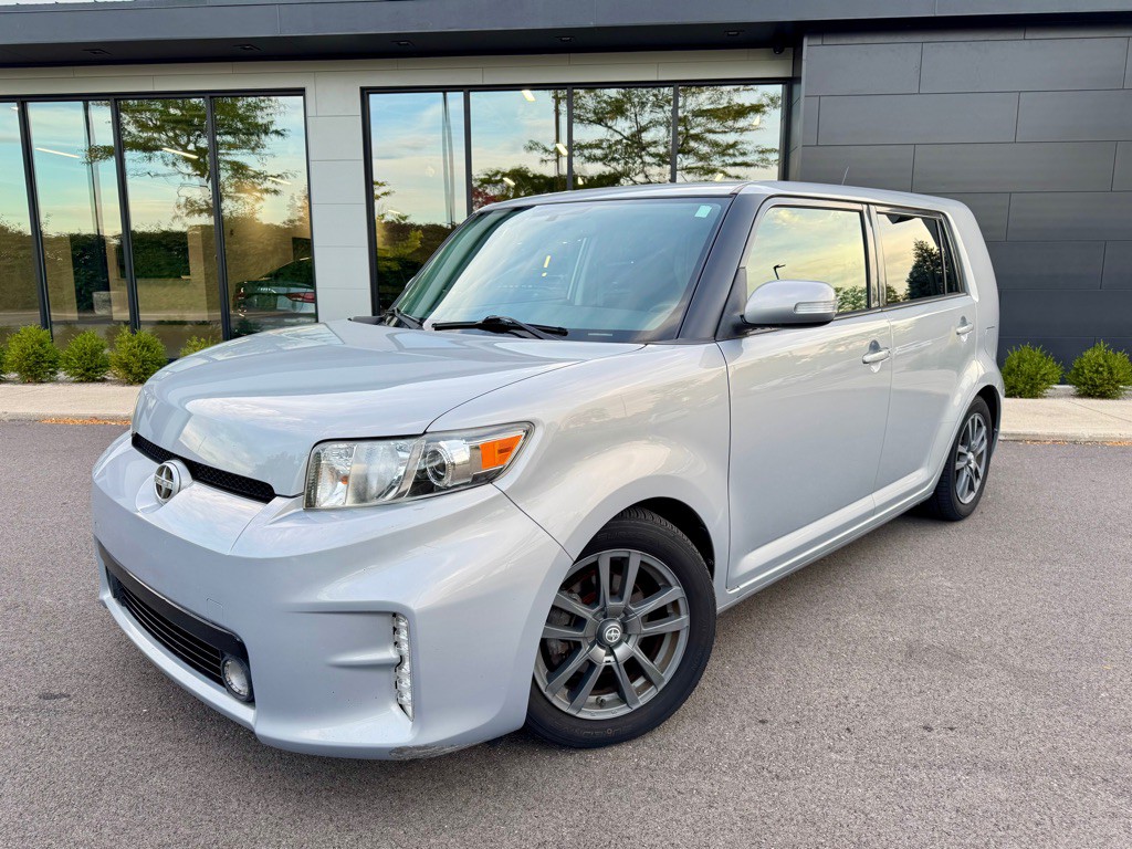 2013 Scion xB Image 6