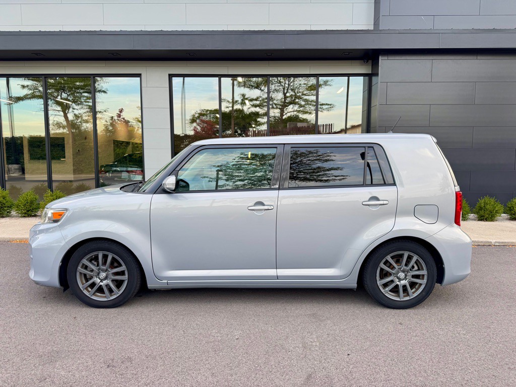 2013 Scion xB Image 7