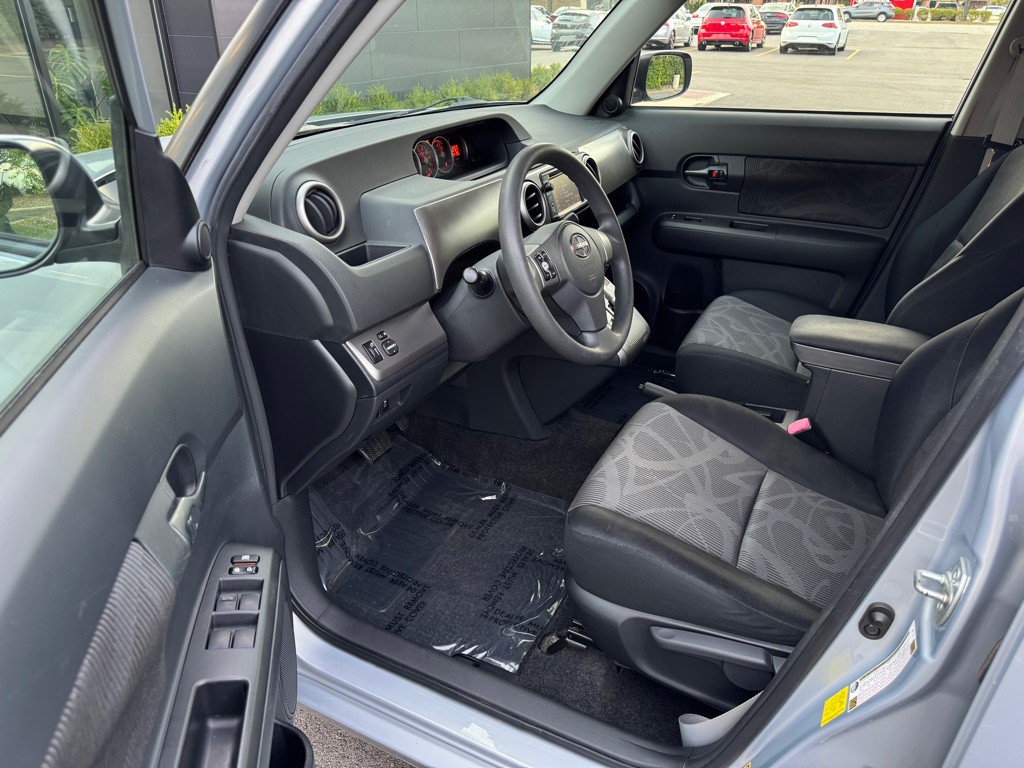 2013 Scion xB Image 14