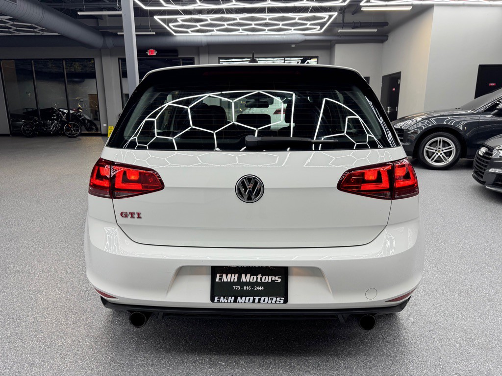 2016 Volkswagen GTI Image 11