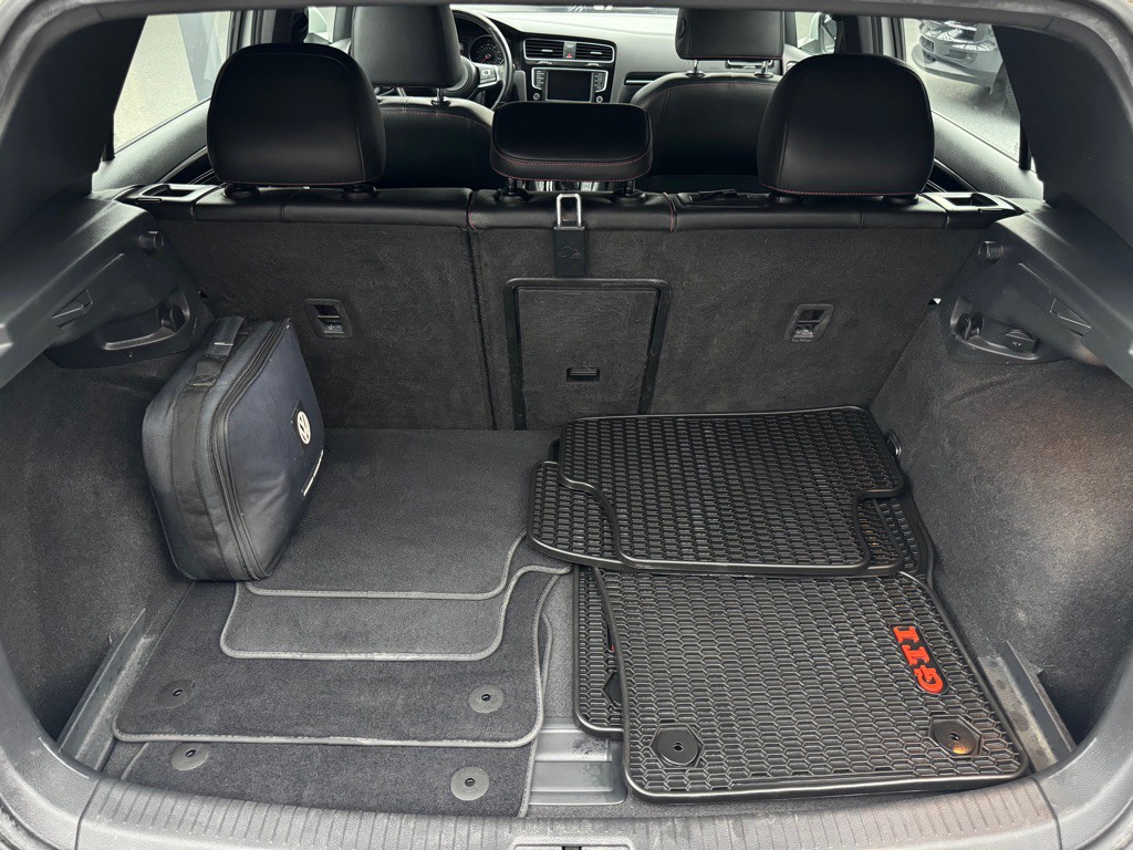 2016 Volkswagen GTI Image 21