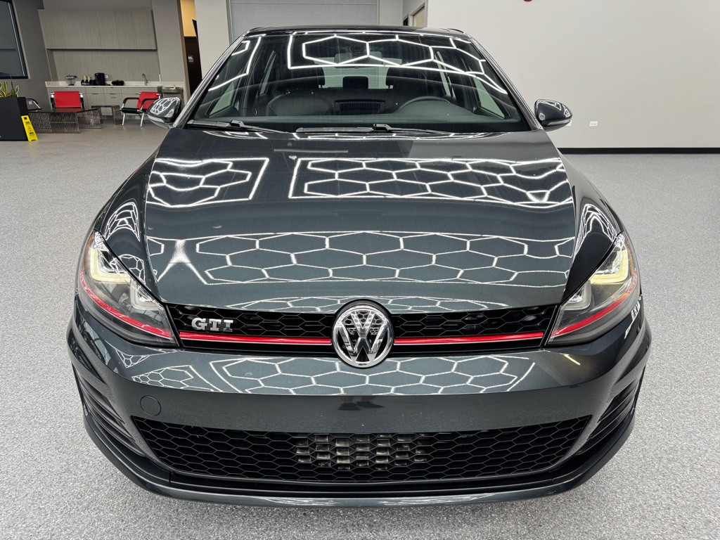 2016 Volkswagen GTI Image 5