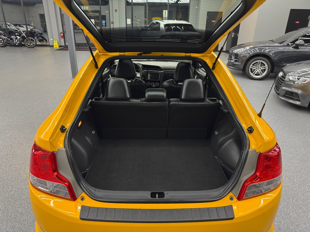 2012 Scion tC Image 17