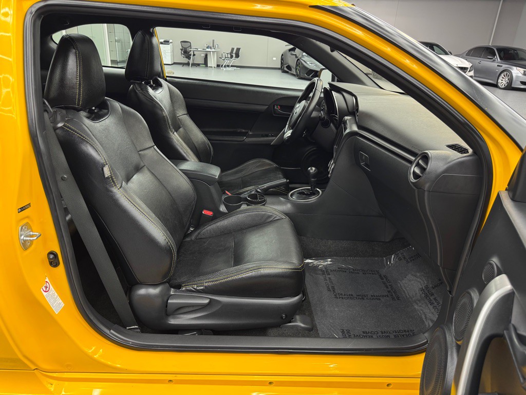 2012 Scion tC Image 19