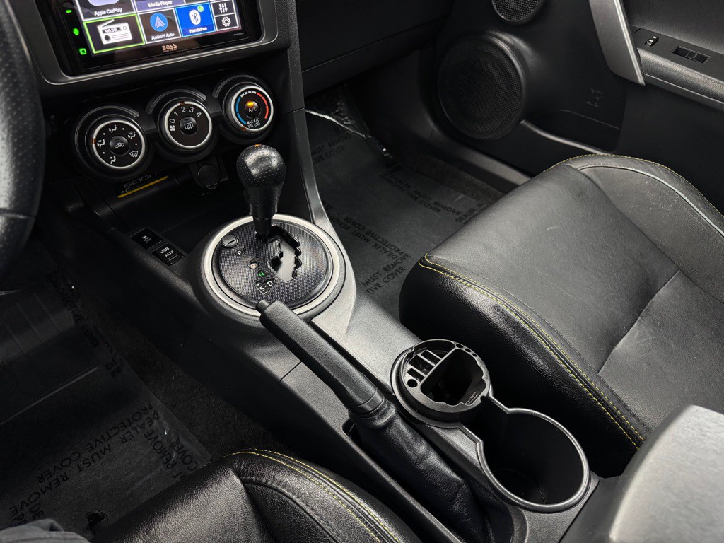 2012 Scion tC Image 23