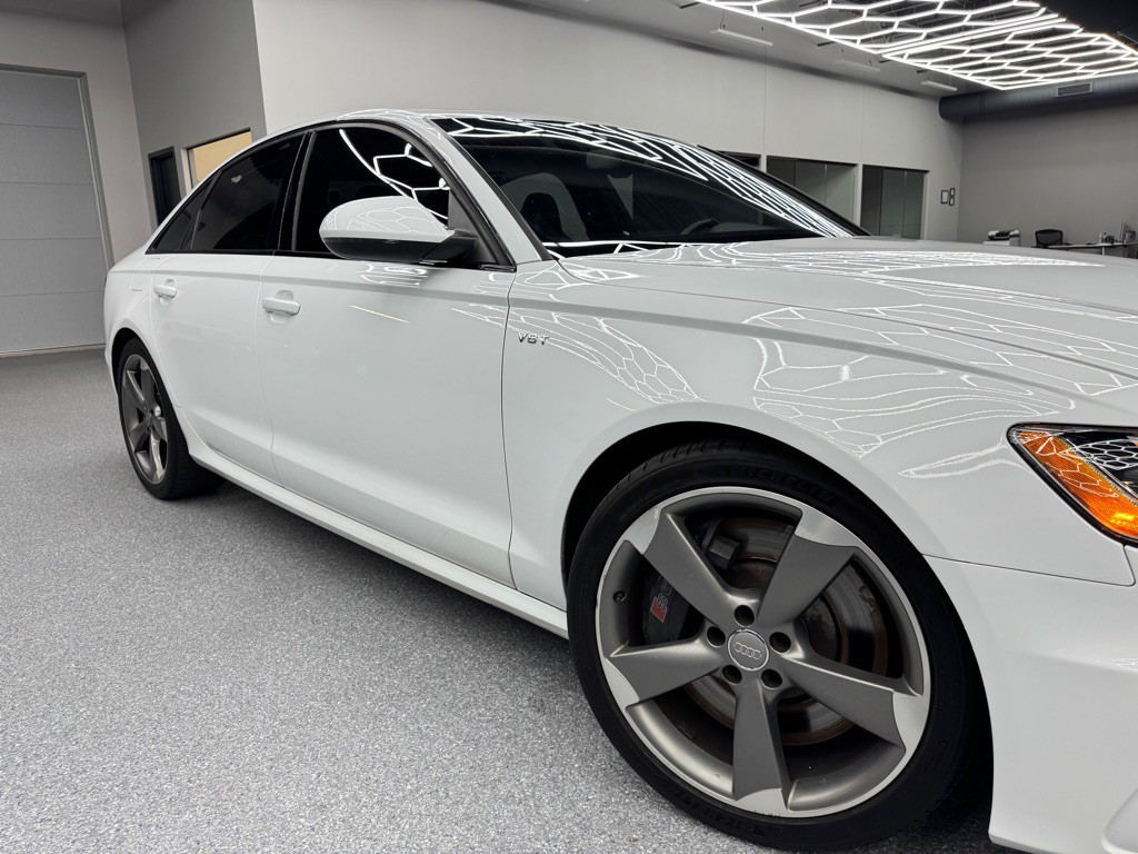 2014 Audi S6 Image 2