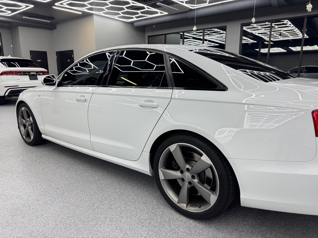 2014 Audi S6 Image 8