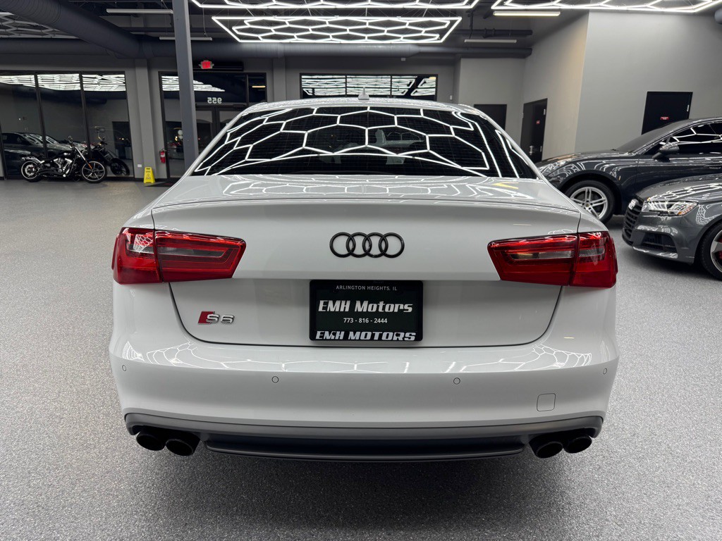 2014 Audi S6 Image 10