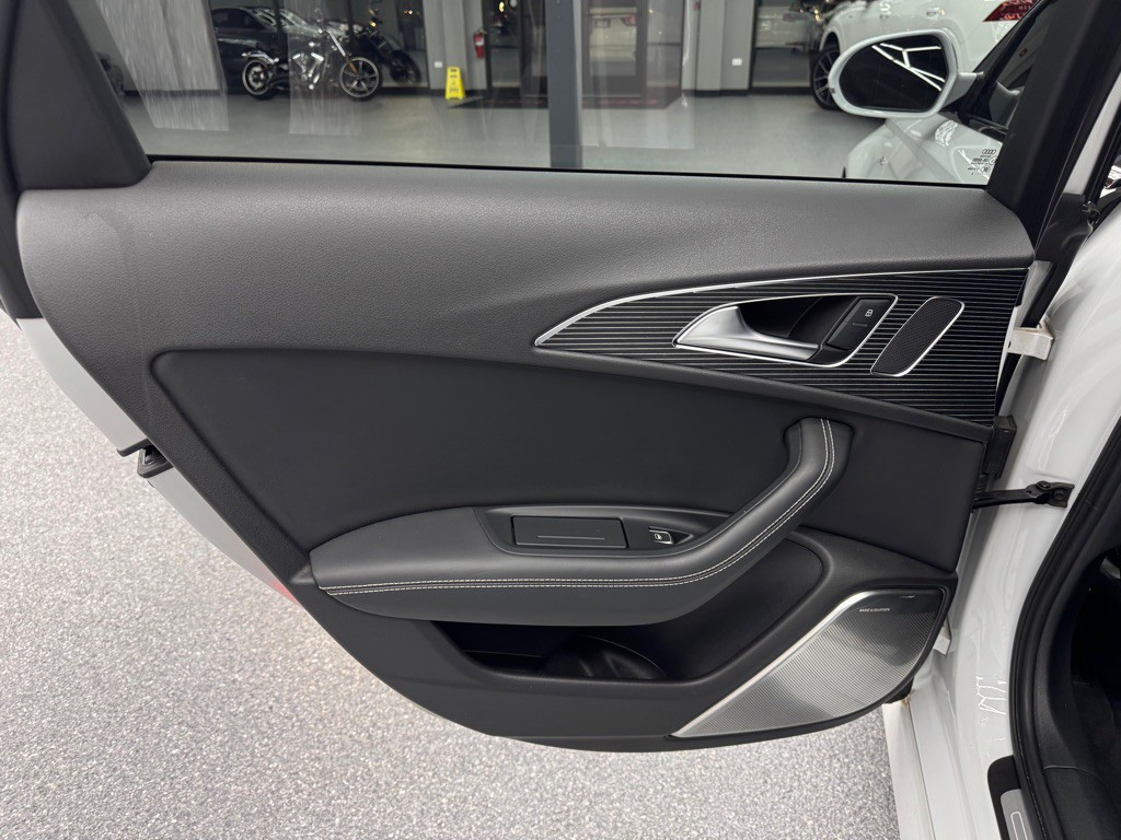 2014 Audi S6 Image 22