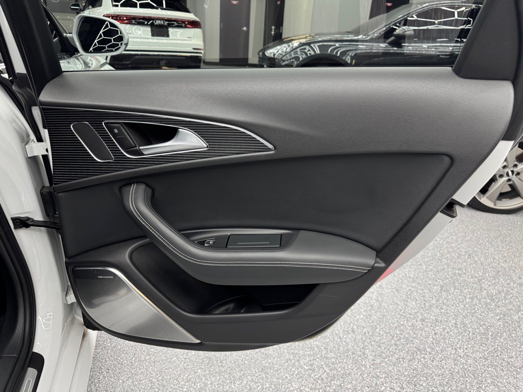 2014 Audi S6 Image 25