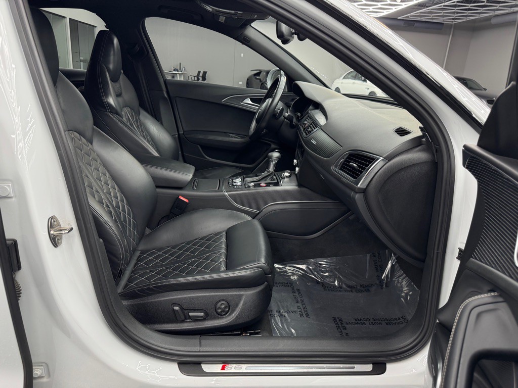 2014 Audi S6 Image 29