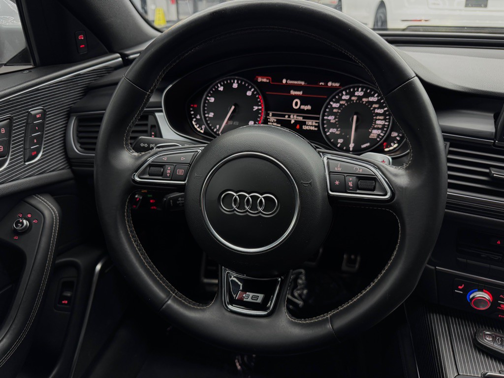 2014 Audi S6 Image 39