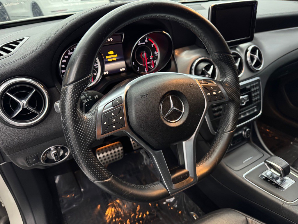 2015 Mercedes-Benz GLA-Class Image 18
