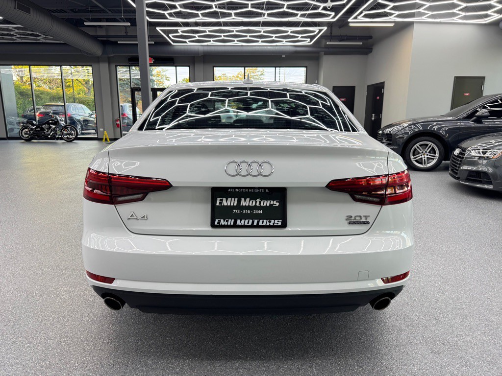 2017 Audi A4 Image 9