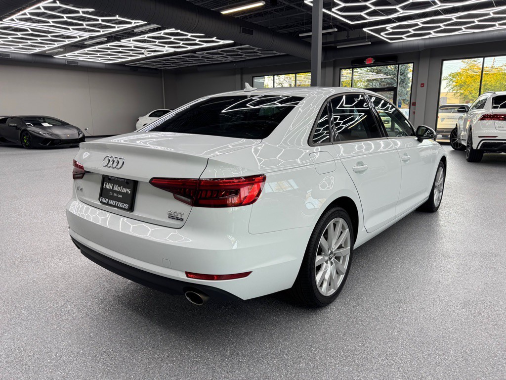 2017 Audi A4 Image 11
