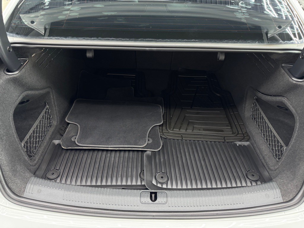 2017 Audi A4 Image 20
