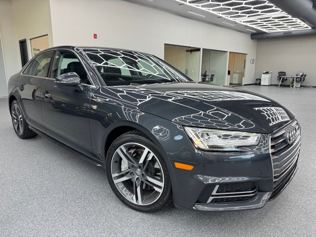2017 Audi A4 Image 2
