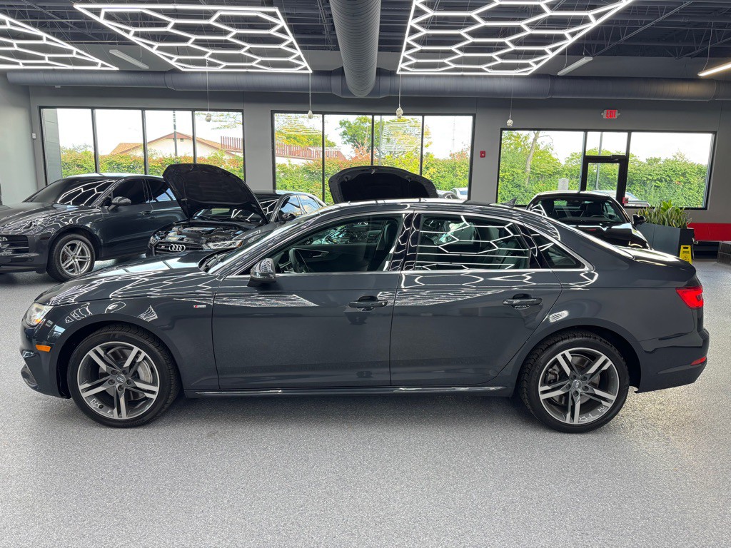 2017 Audi A4 Image 9