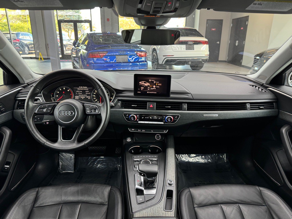 2017 Audi A4 Image 31