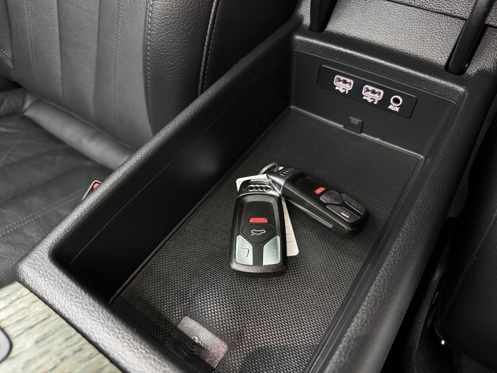 2017 Audi A4 Image 35