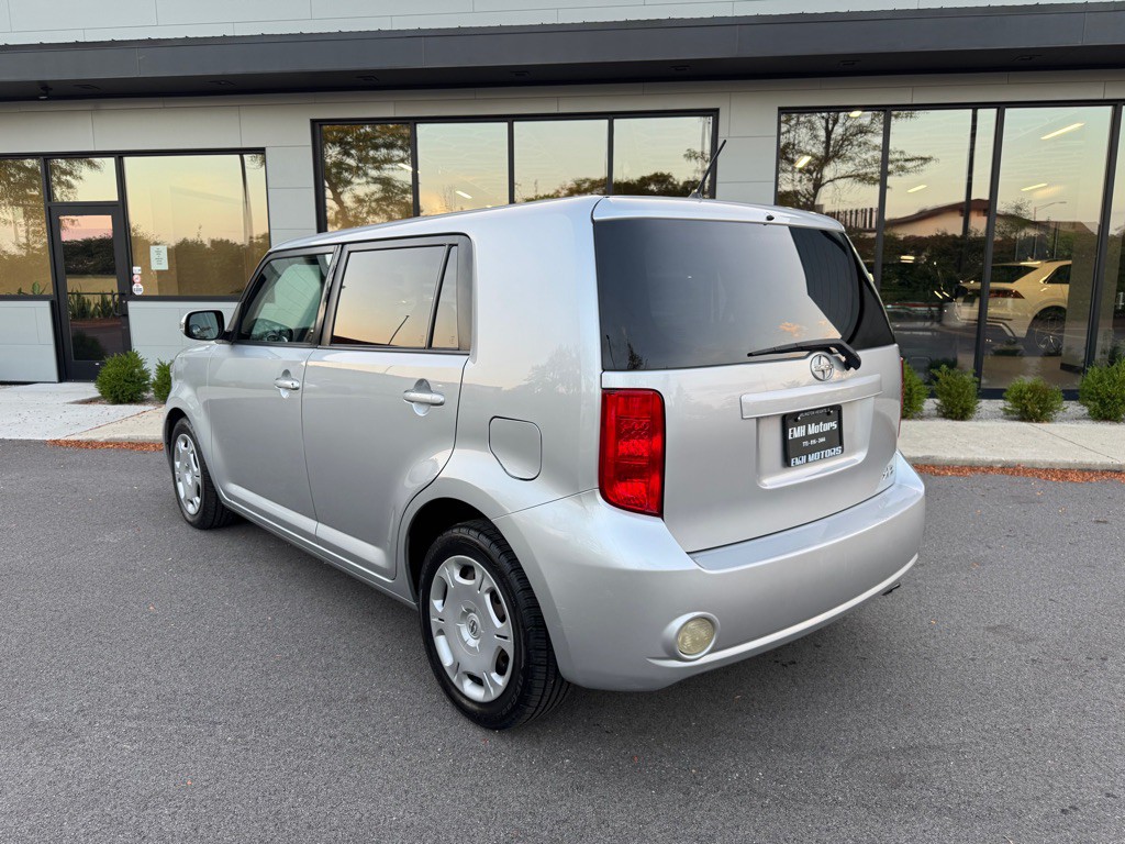 2009 Scion xB Image 7