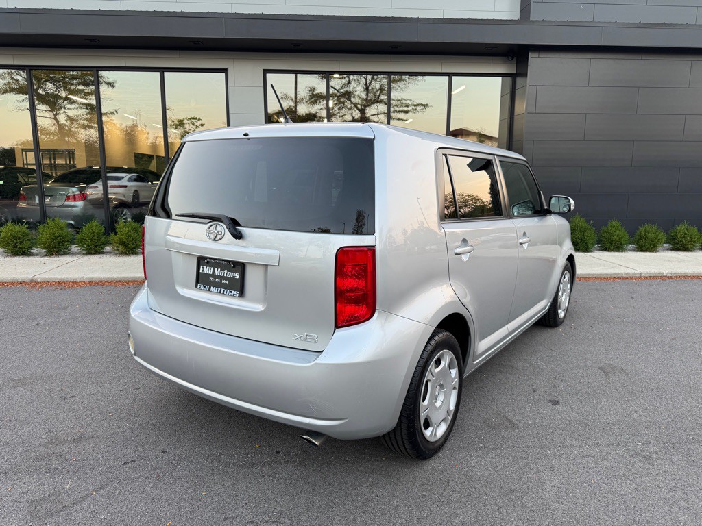 2009 Scion xB Image 10