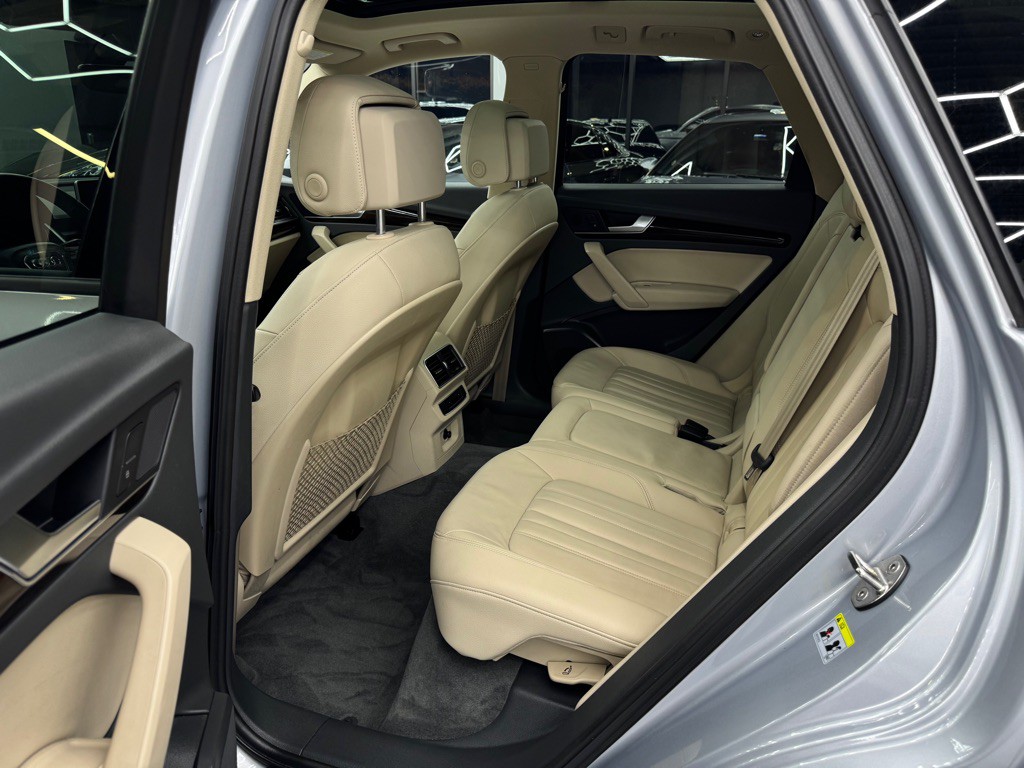 2018 Audi Q5 Image 21