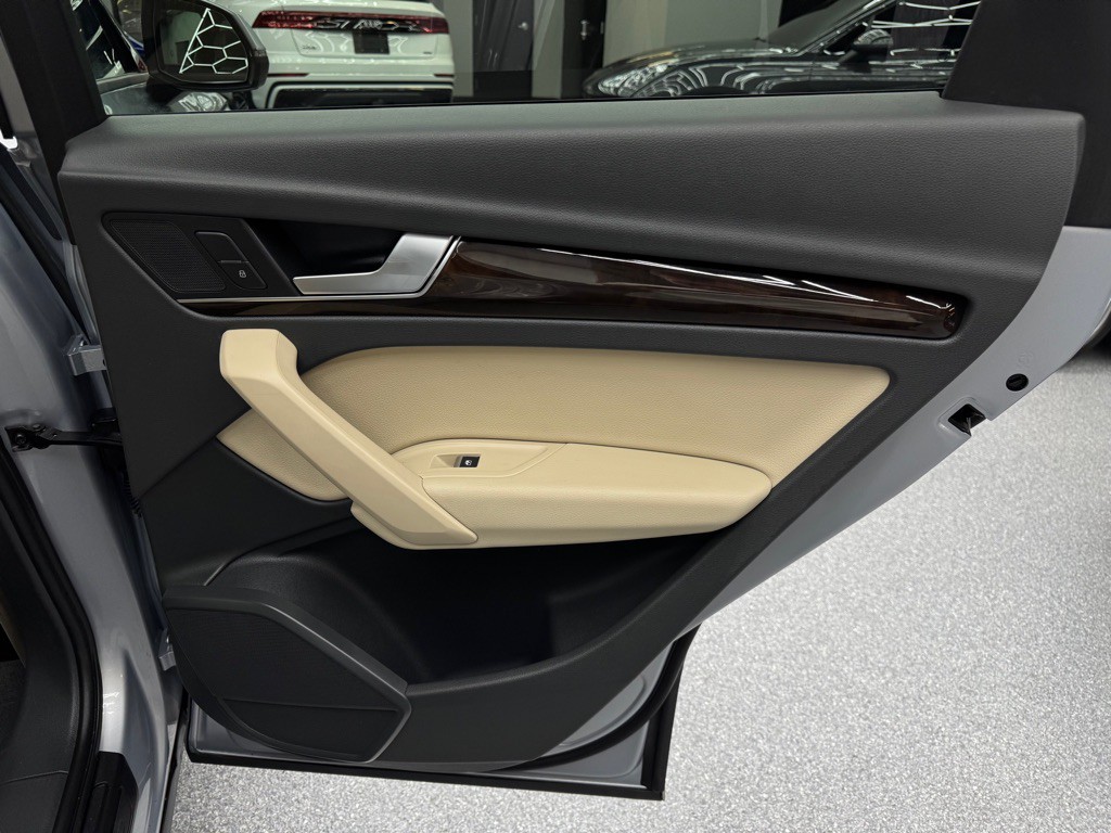 2018 Audi Q5 Image 24