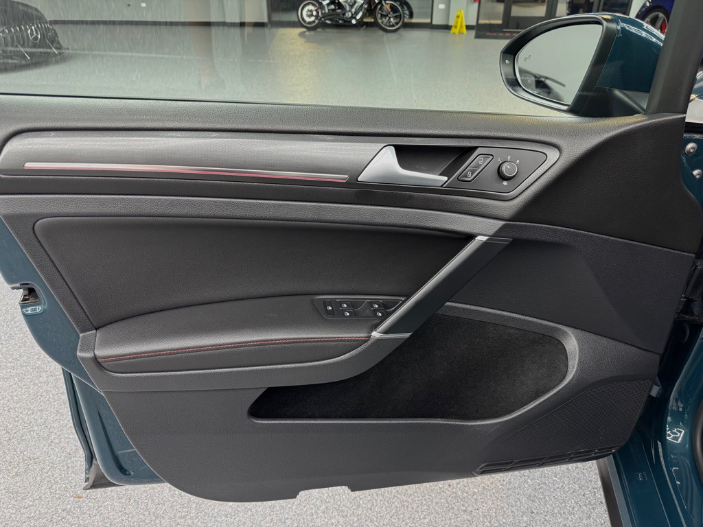 2019 Volkswagen GTI Image 18