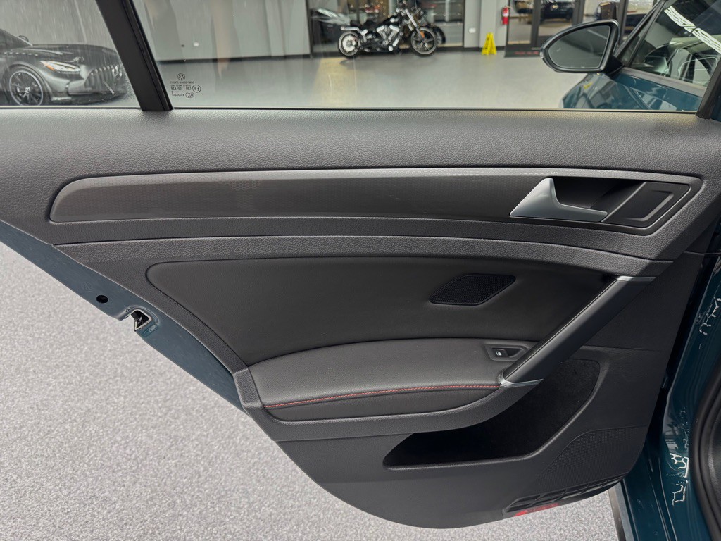 2019 Volkswagen GTI Image 20