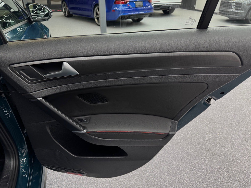2019 Volkswagen GTI Image 23