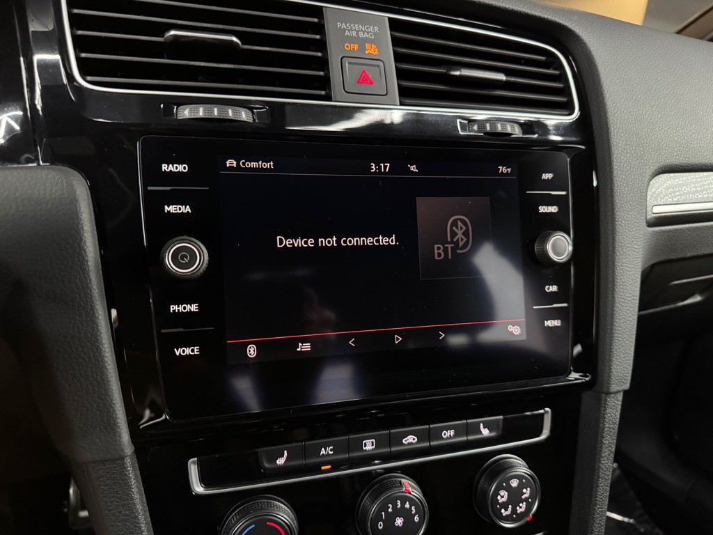 2019 Volkswagen GTI Image 31