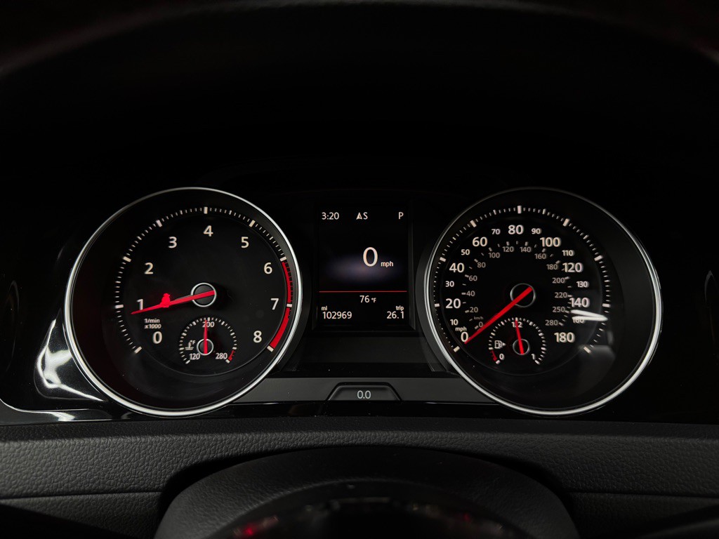 2019 Volkswagen GTI Image 39