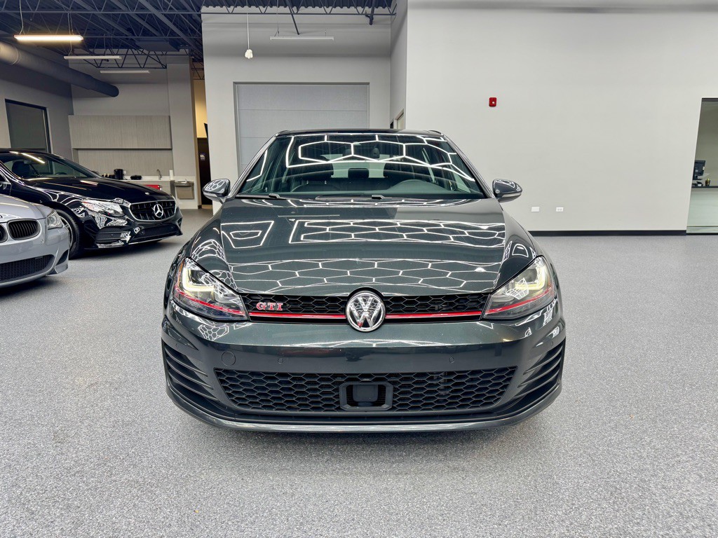 2016 Volkswagen GTI Image 4