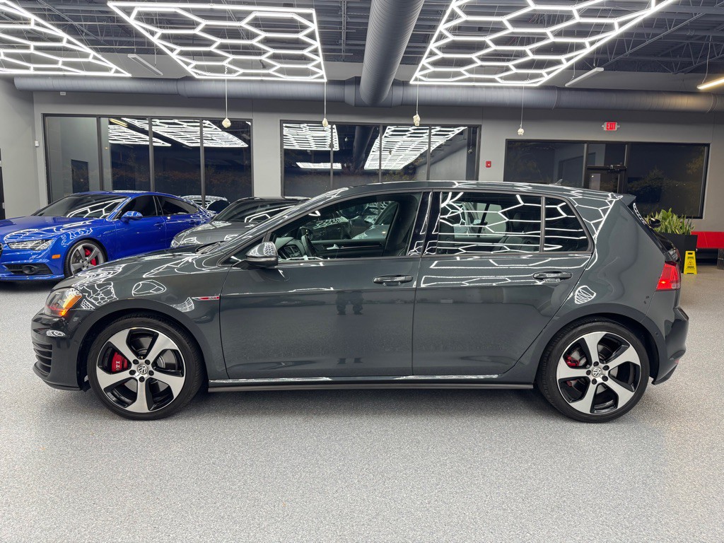 2016 Volkswagen GTI Image 10