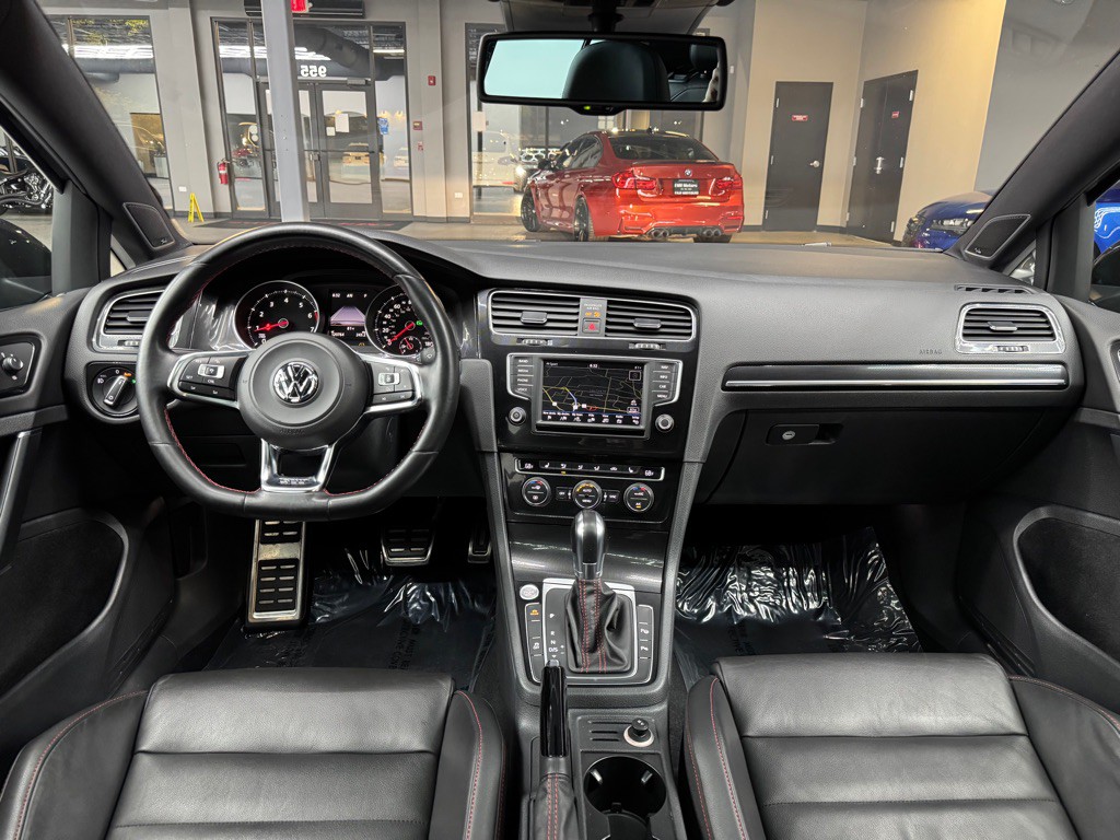 2016 Volkswagen GTI Image 29