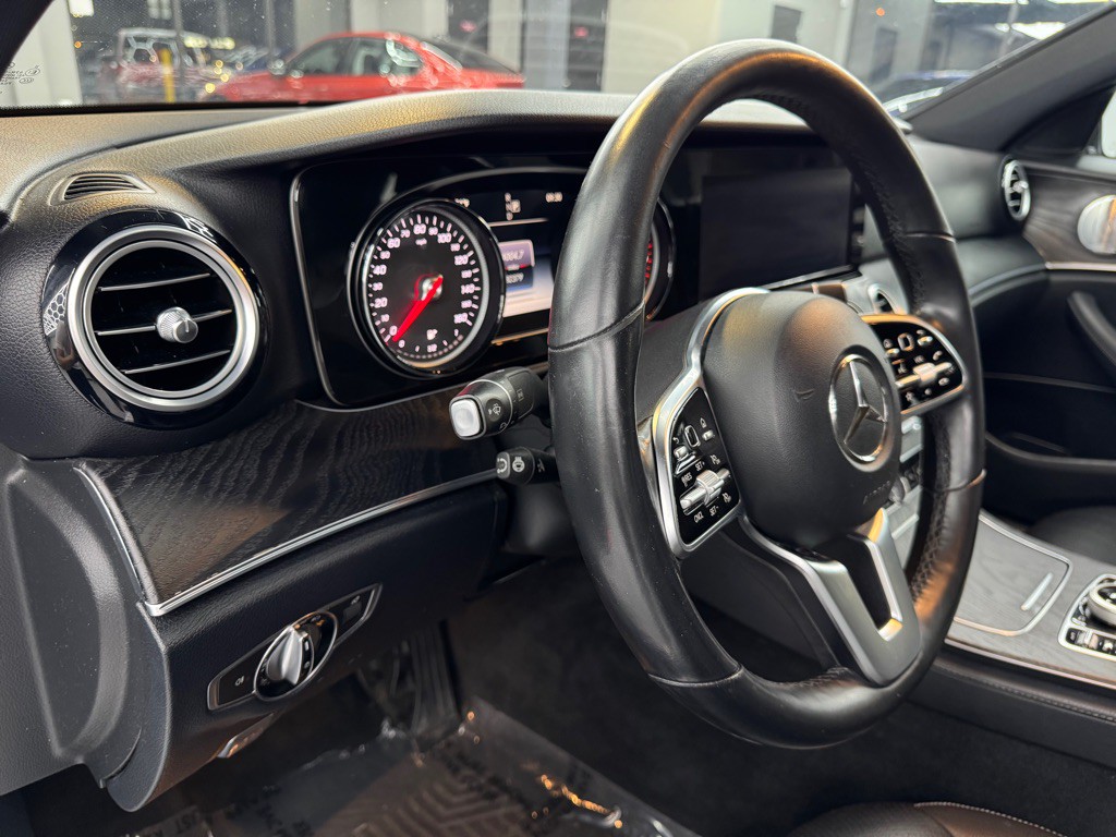 2019 Mercedes-Benz E-Class Image 14